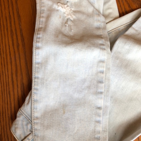 Super Light Wash Distressed Skinnies - Picture 3 of 5